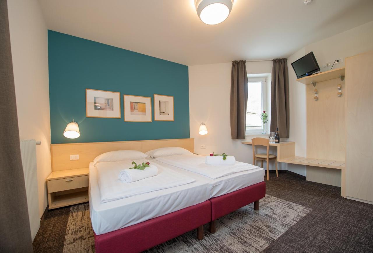 Ora / Auer Hotel Heide Park מראה חיצוני תמונה