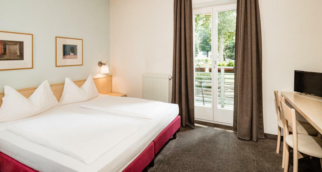 Ora / Auer Hotel Heide Park מראה חיצוני תמונה
